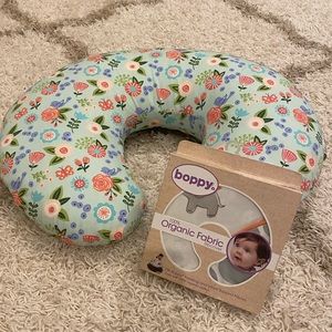 BOPPY With 2 Covers-1 Cover NWT